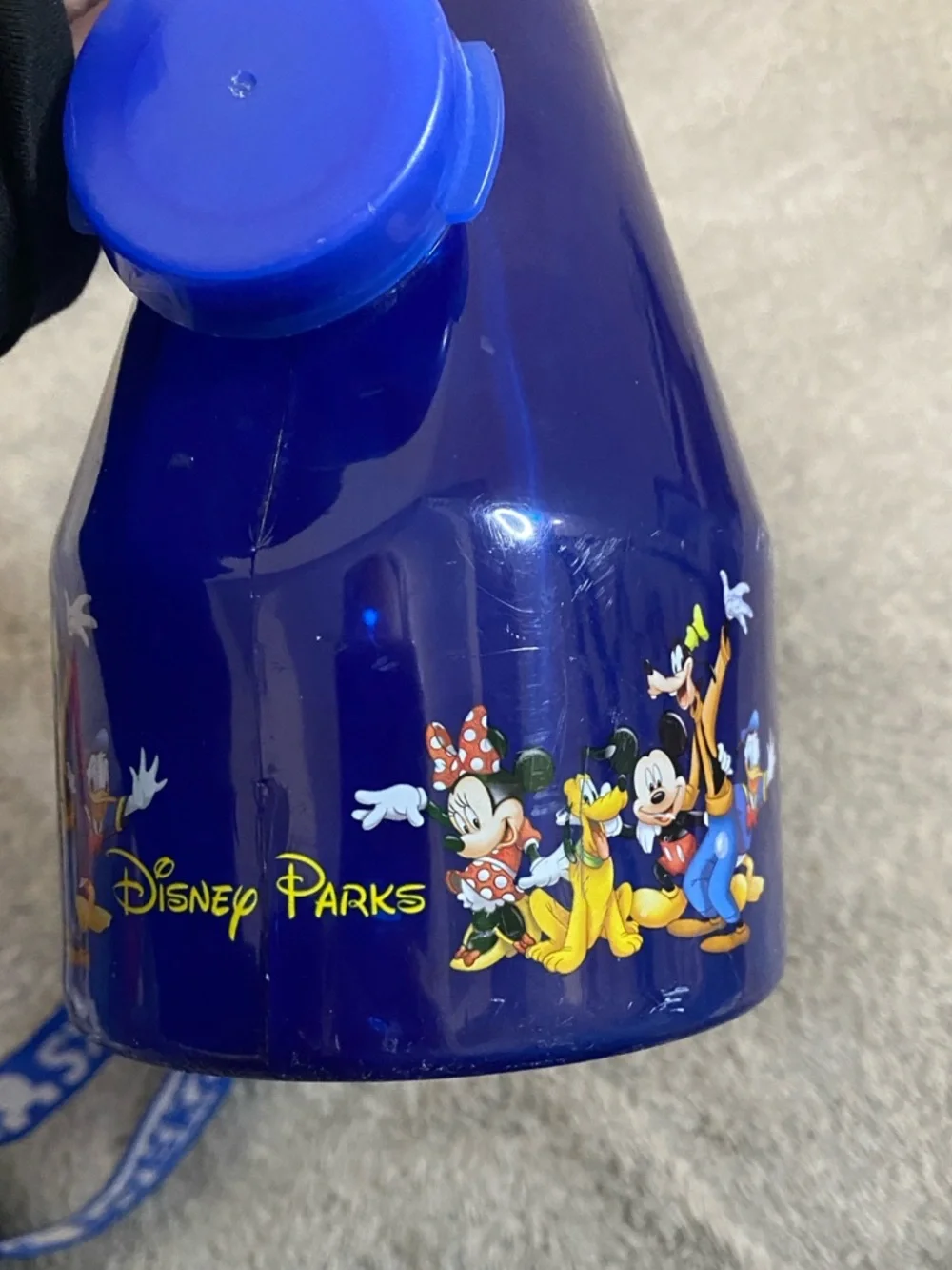 🪿2006 Disney Parks Misting Water Spray Bottle with a fan and lanyard! - Picture 3 of 9
